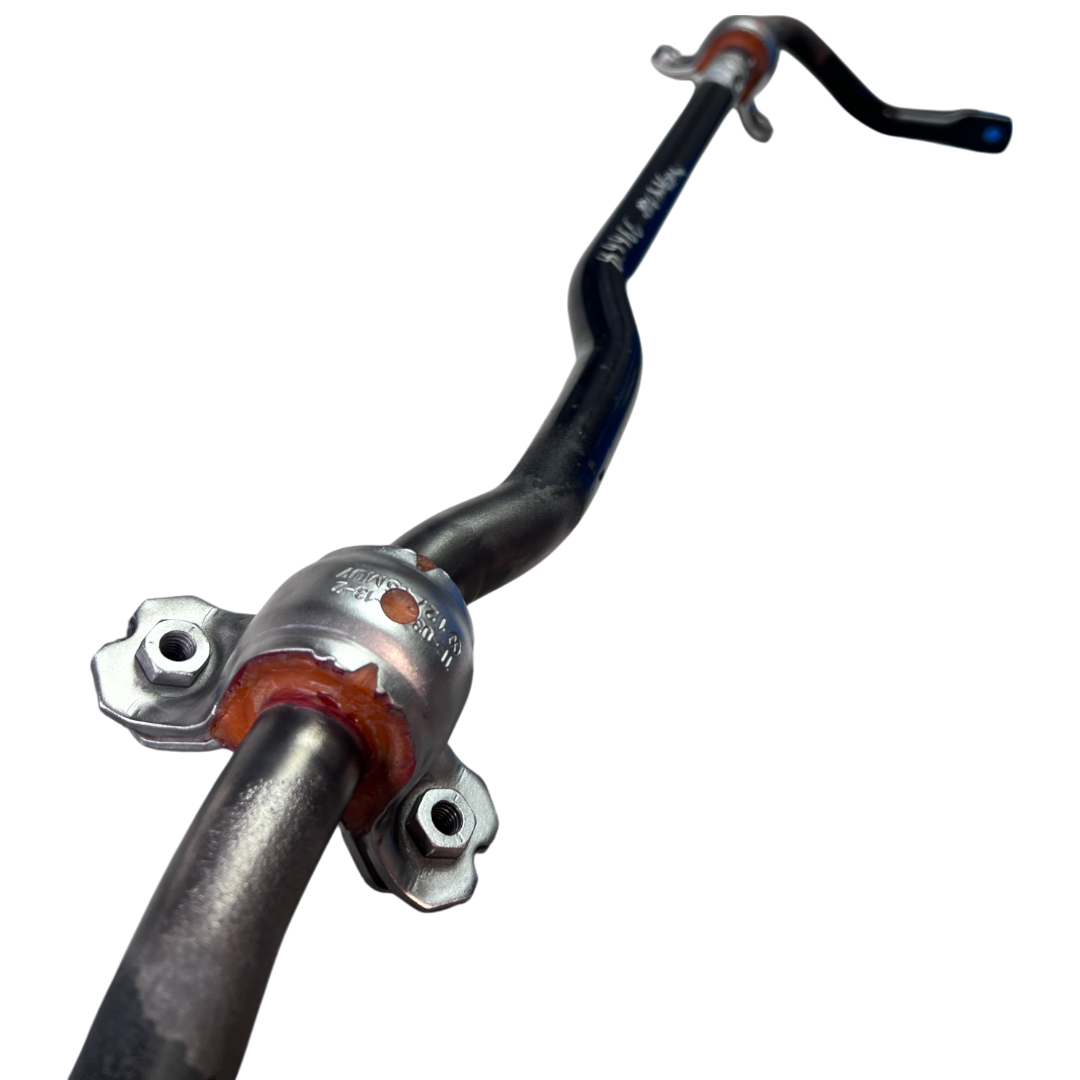 Front stabilizer Audi Q3 2019- 1,4L RECONSTRUCTION OF YOUR bushings WELDED into stabilizer