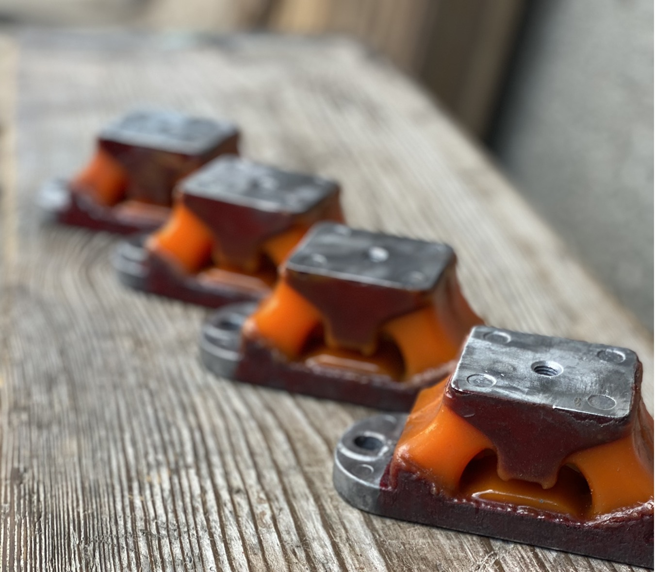 Поліуретанова подушка двигуна Гідроциклу Yamaha 200 РЕКОНСТРУКЦІЯ ВАШОЇ оптом від PolyPro